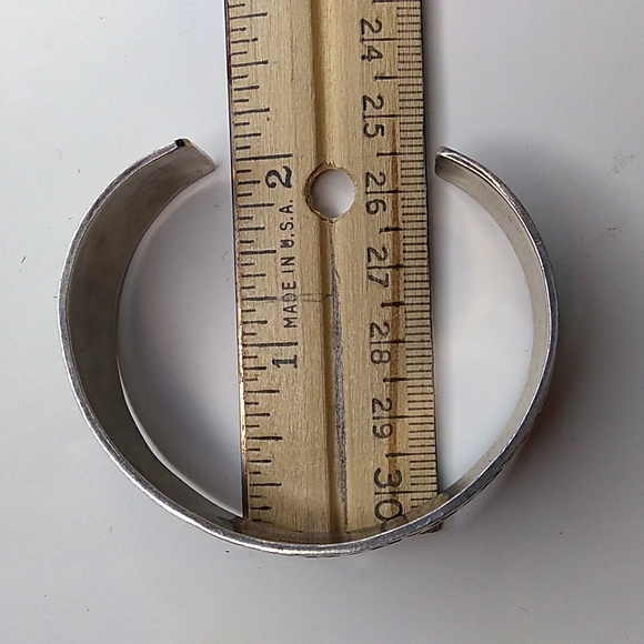 VINTAGE Signed Native American Navajo Sterling Silver Wide Cuff Bracelet - Picture 8 of 16